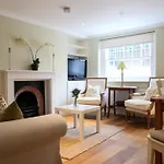 Stunning Chelsea Nest