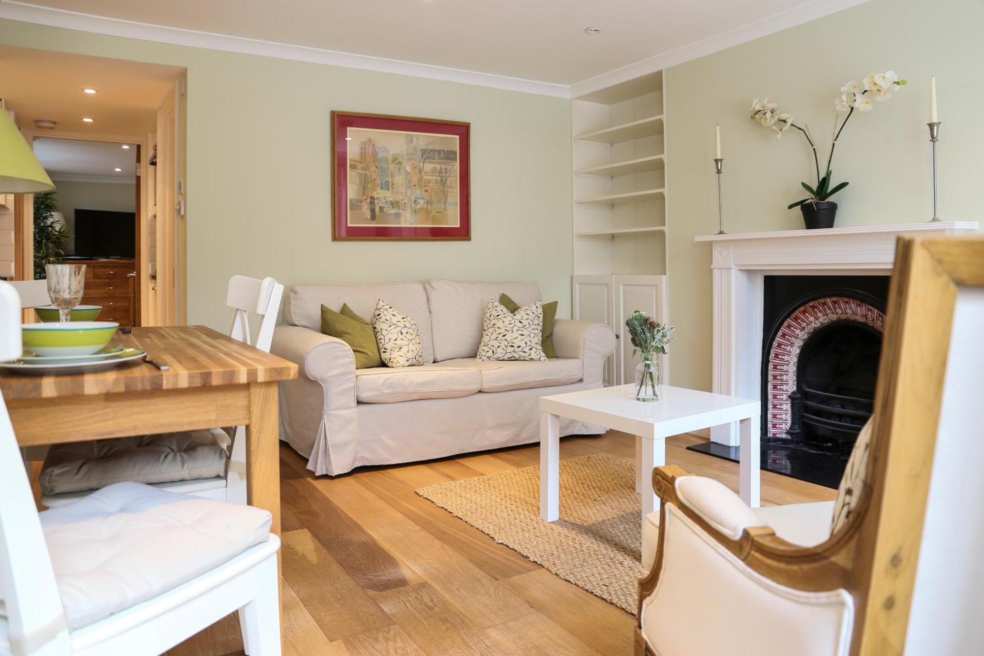 Stunning Chelsea Nest * London