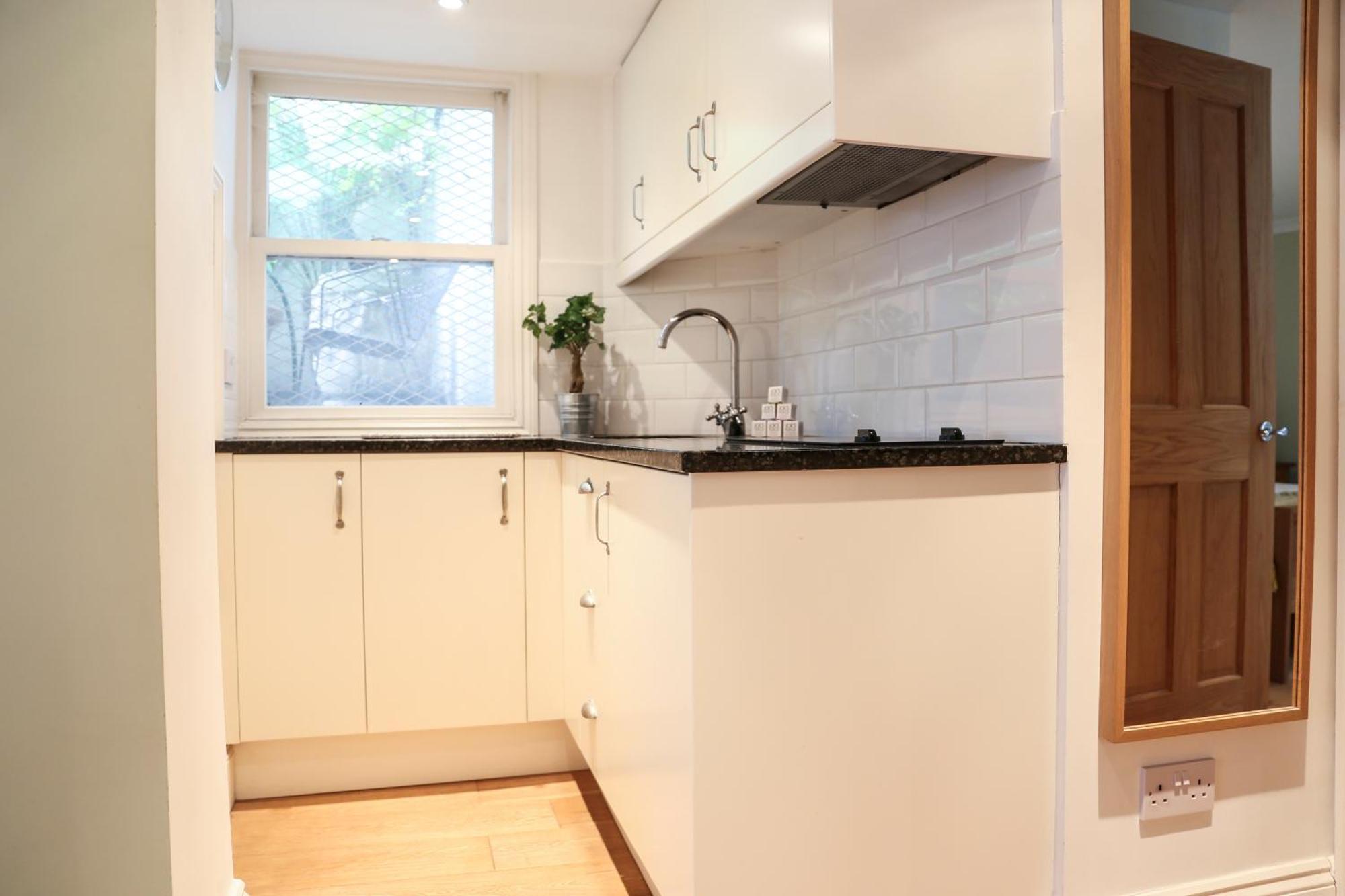 Stunning Chelsea Nest Apartment London