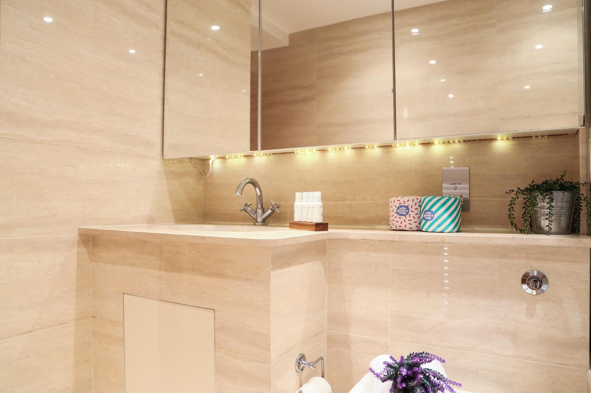 Stunning Chelsea Nest Apartment London