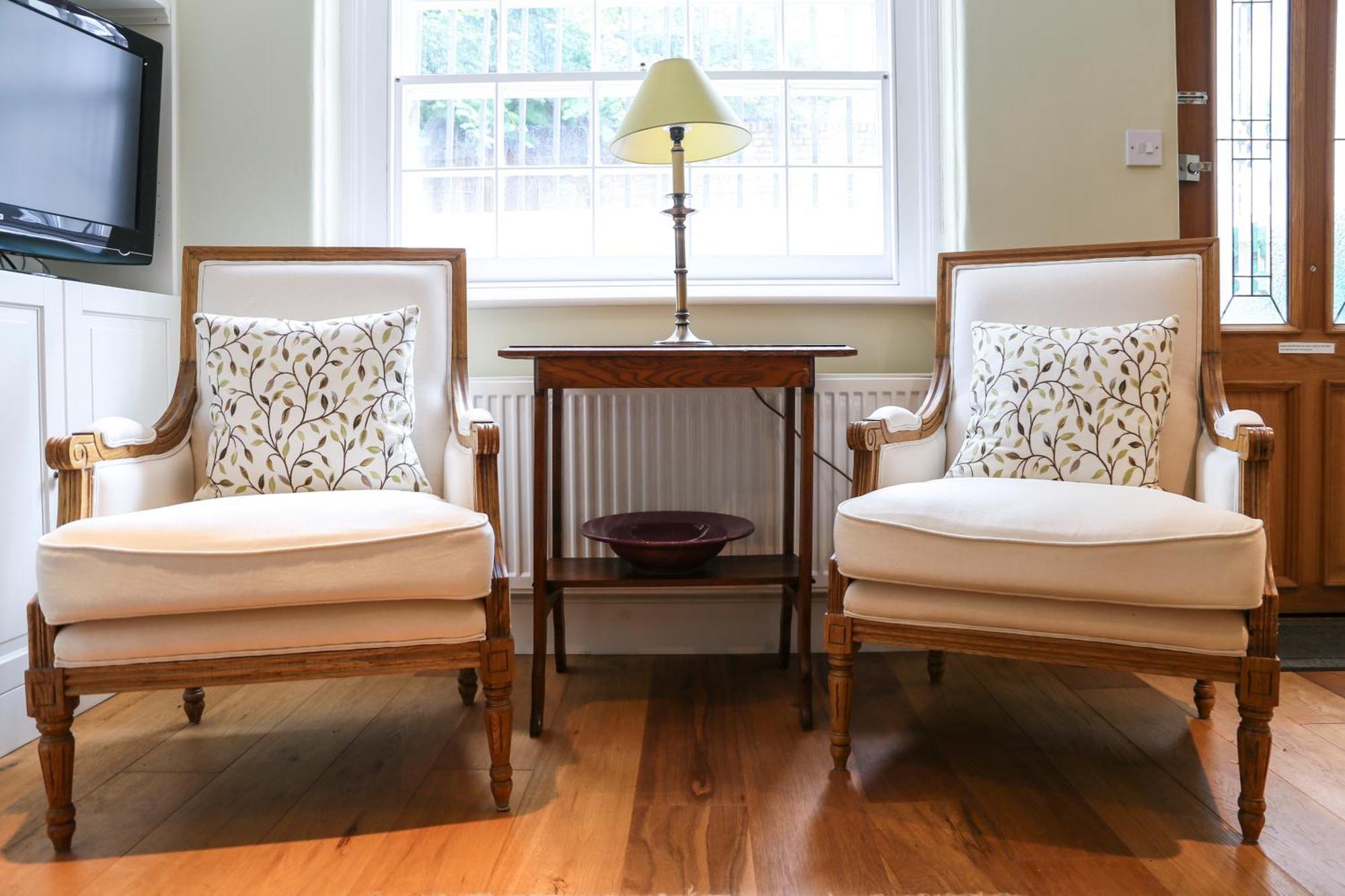 Stunning Chelsea Nest *
