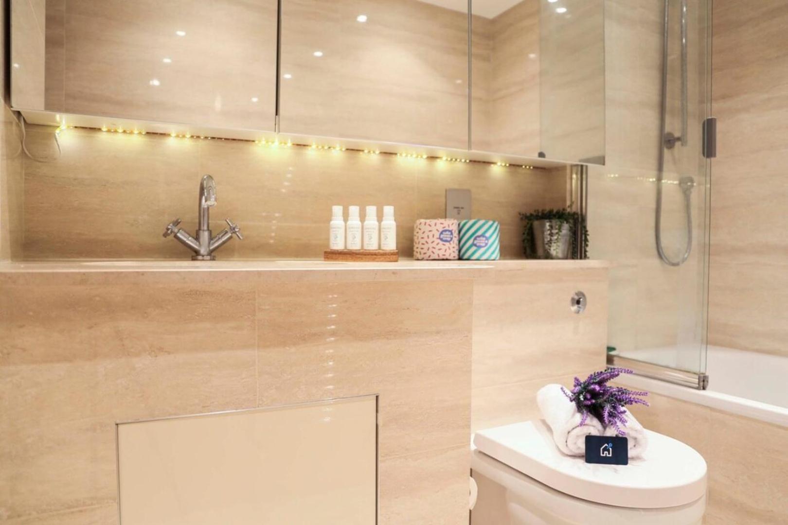 Stunning Chelsea Nest Apartment *