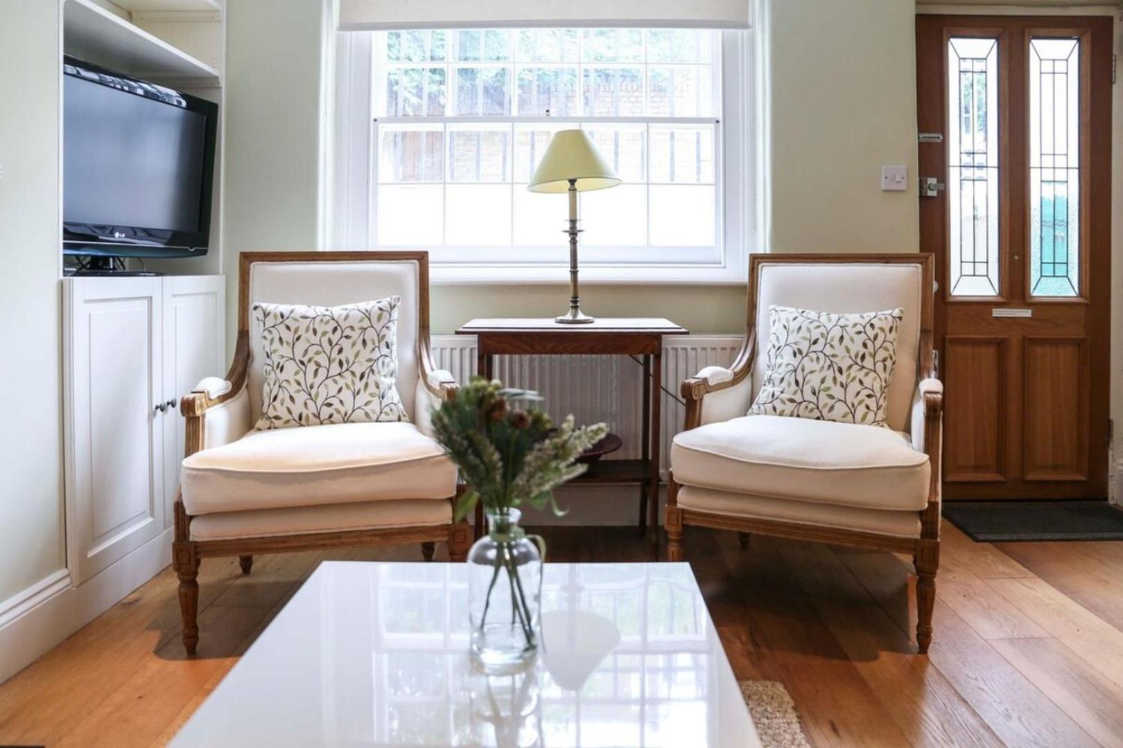 Stunning Chelsea Nest Apartment London